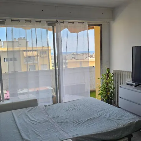 Charmant Studio Avec Parking Prive Proche Plage Appartement *